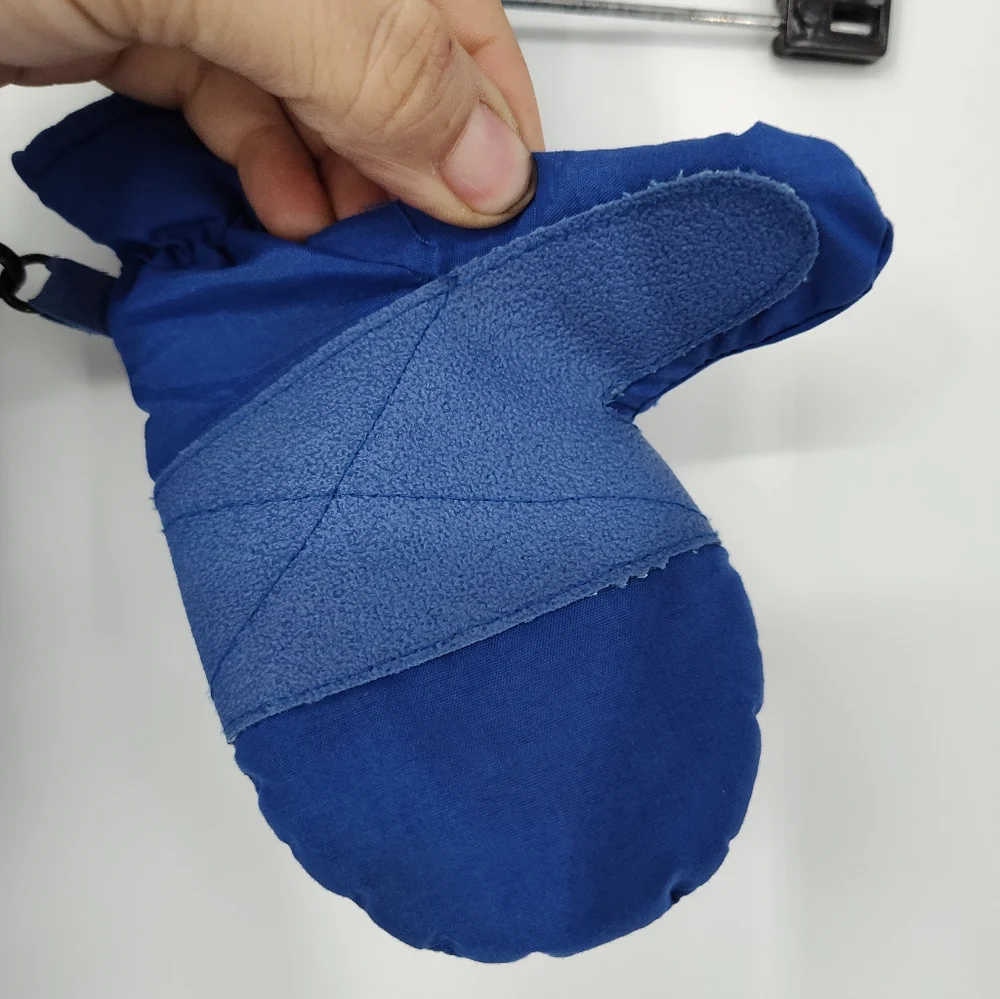 Falls Creek Blue and White Fleece Lined Mittens Size Kids 2-5T